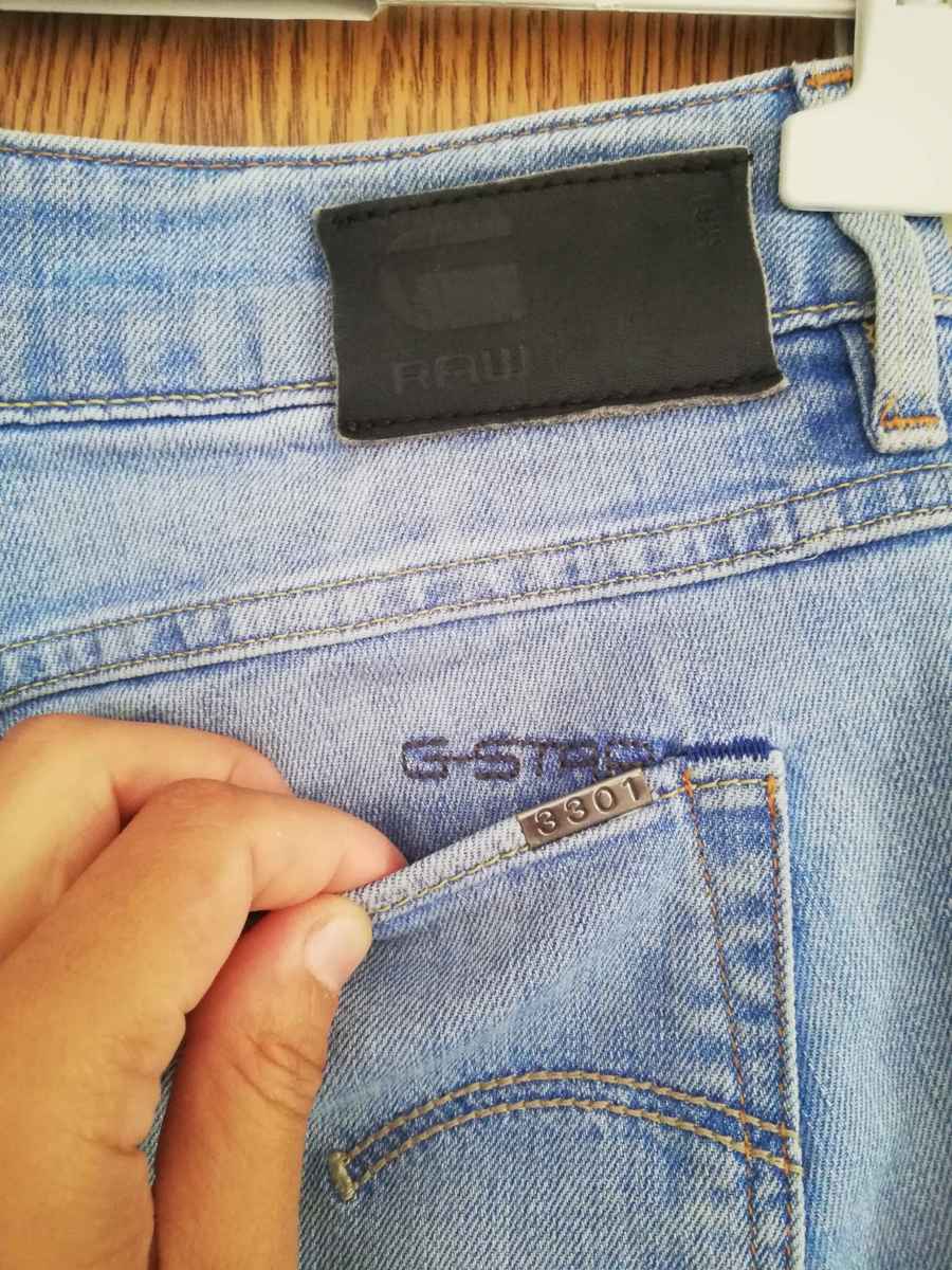  Jeans drepți, 29