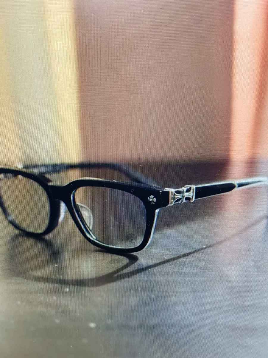 Ochelari de soare Chrome Hearts - la pret atractiv pe Tressori