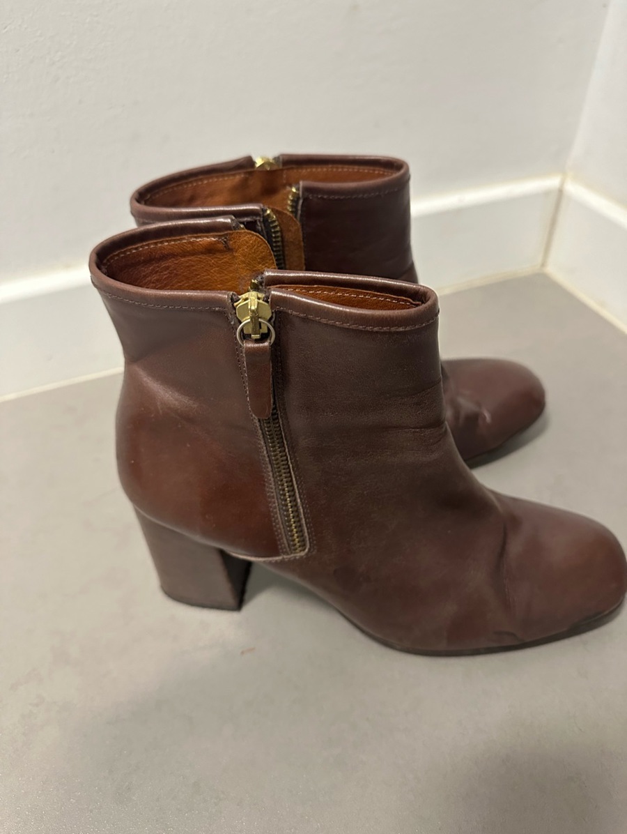  Botine cu toc mediu, EU 40