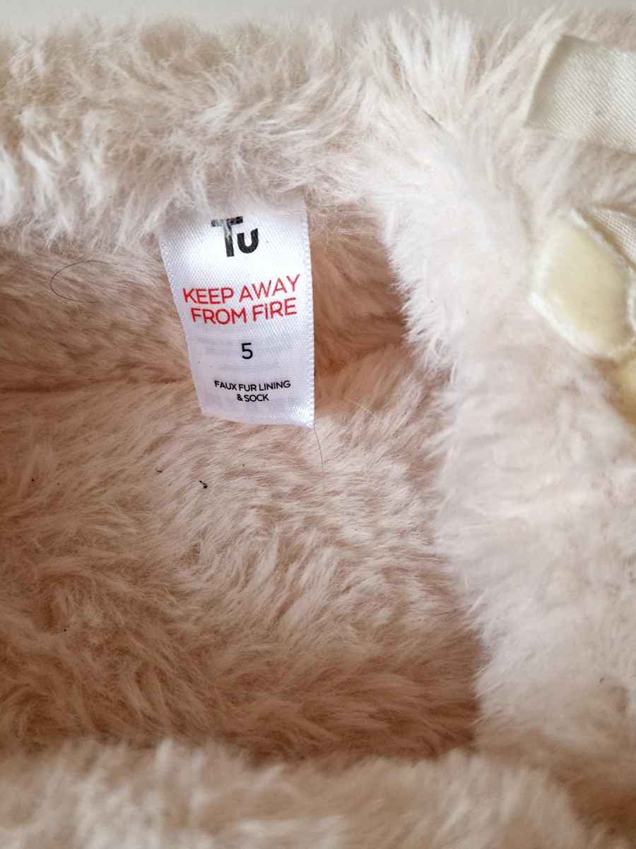  Papuci de zi, EU 38