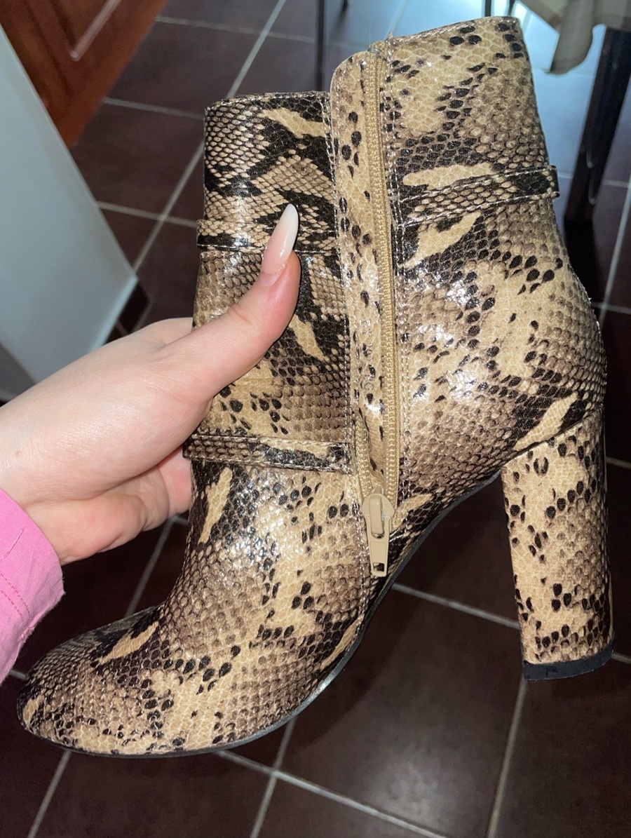  Botine cu toc înalt, EU 38
