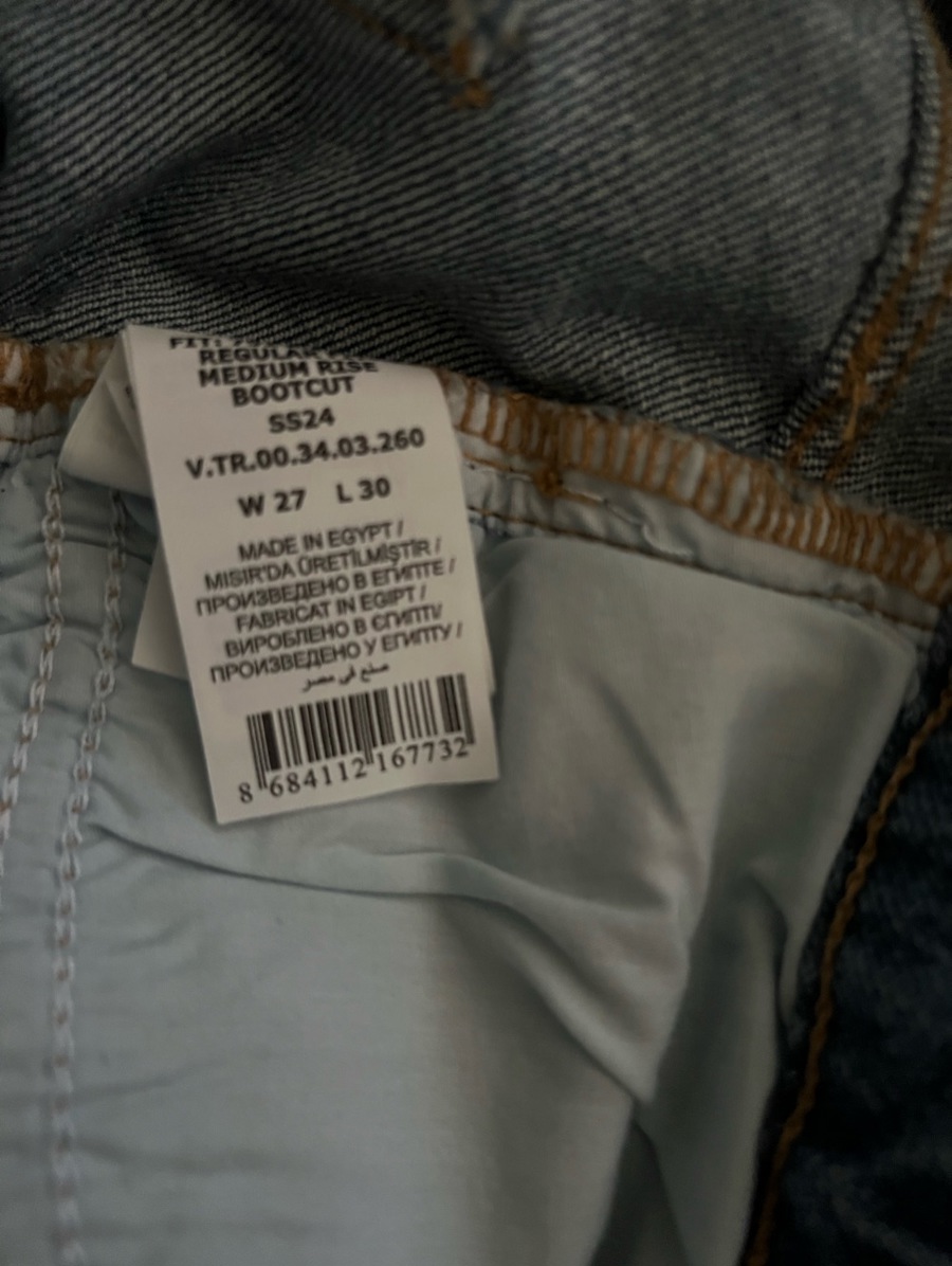  Jeans drepți, 27
