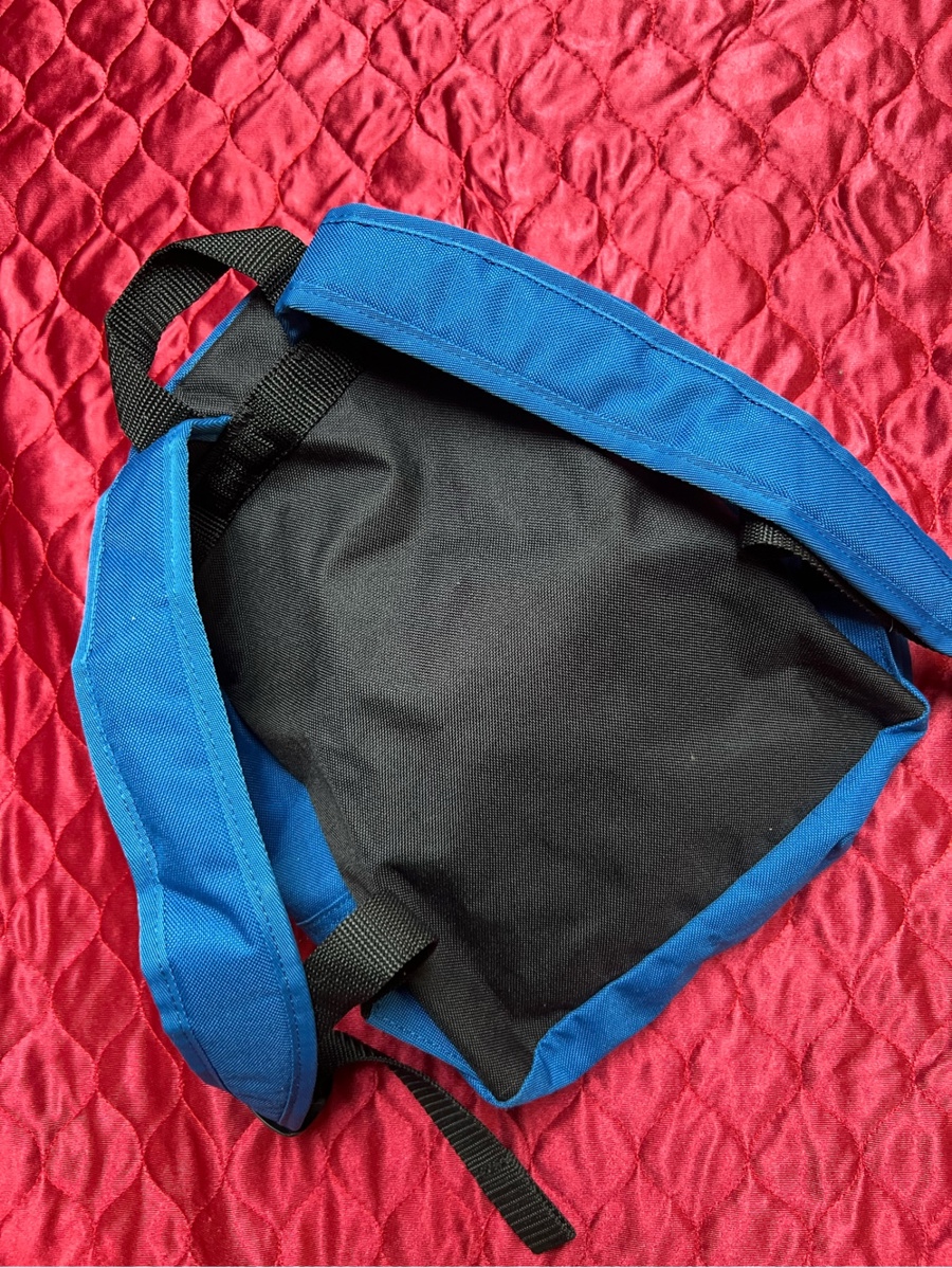  Geantă tip rucsac