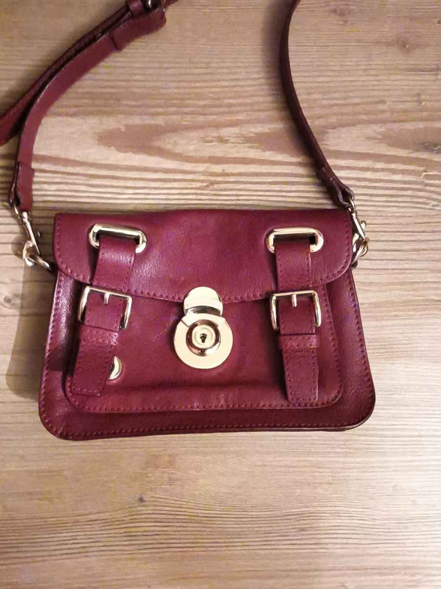  Geantă tip crossbody