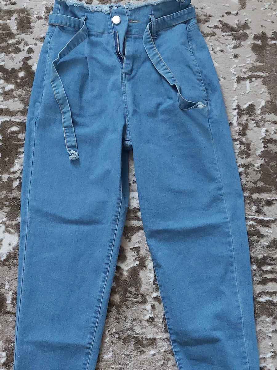  Pantaloni conici, S