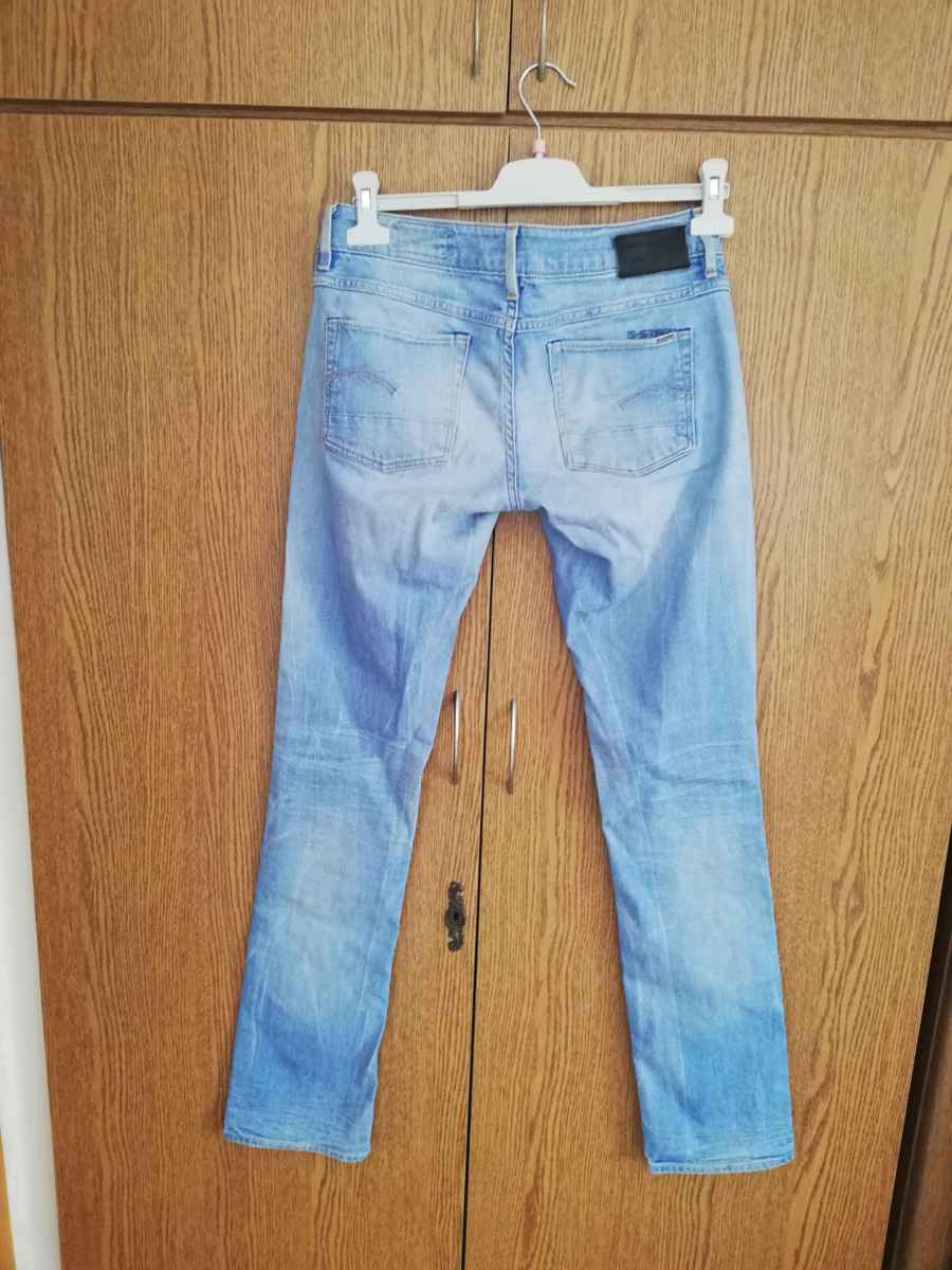  Jeans drepți, 29