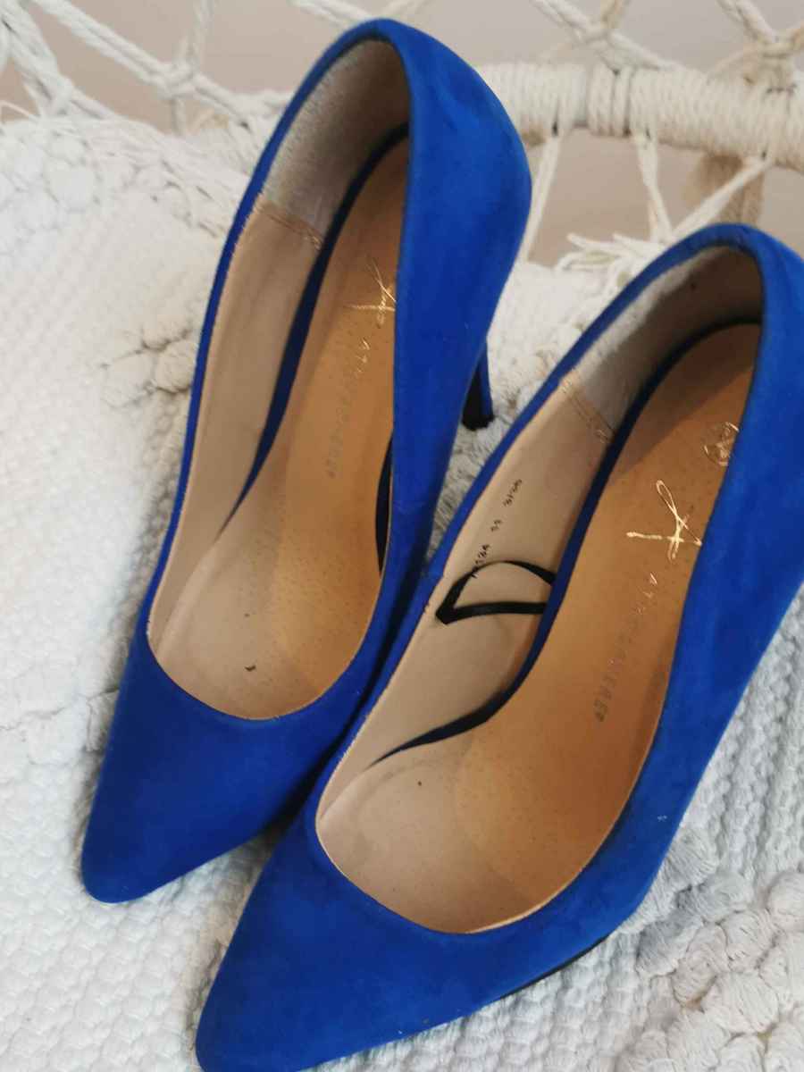  Pantofi cu toc înalt, EU 36