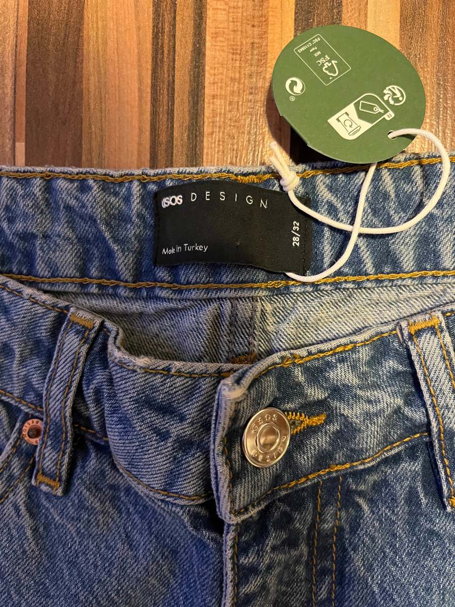  Jeans evazați, 28