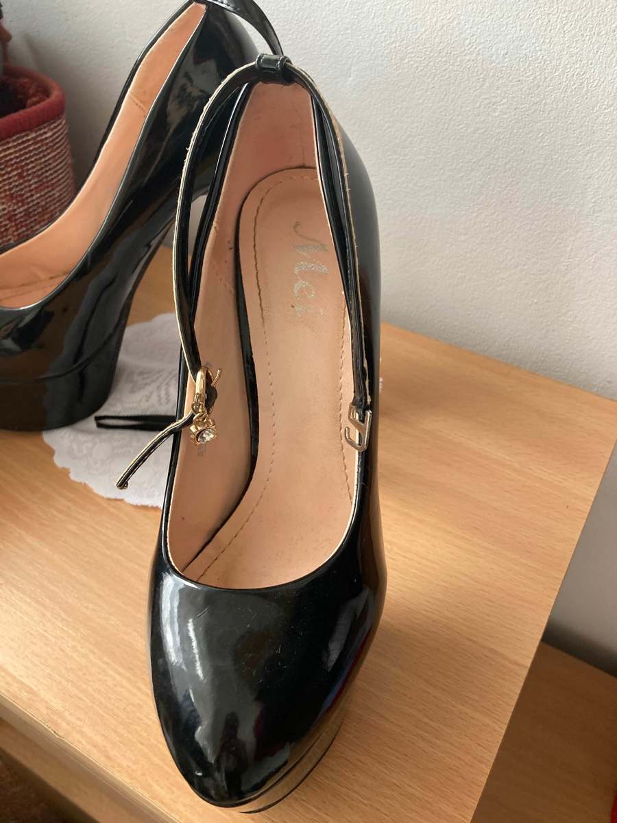  Pantofi cu toc înalt, EU 36.5