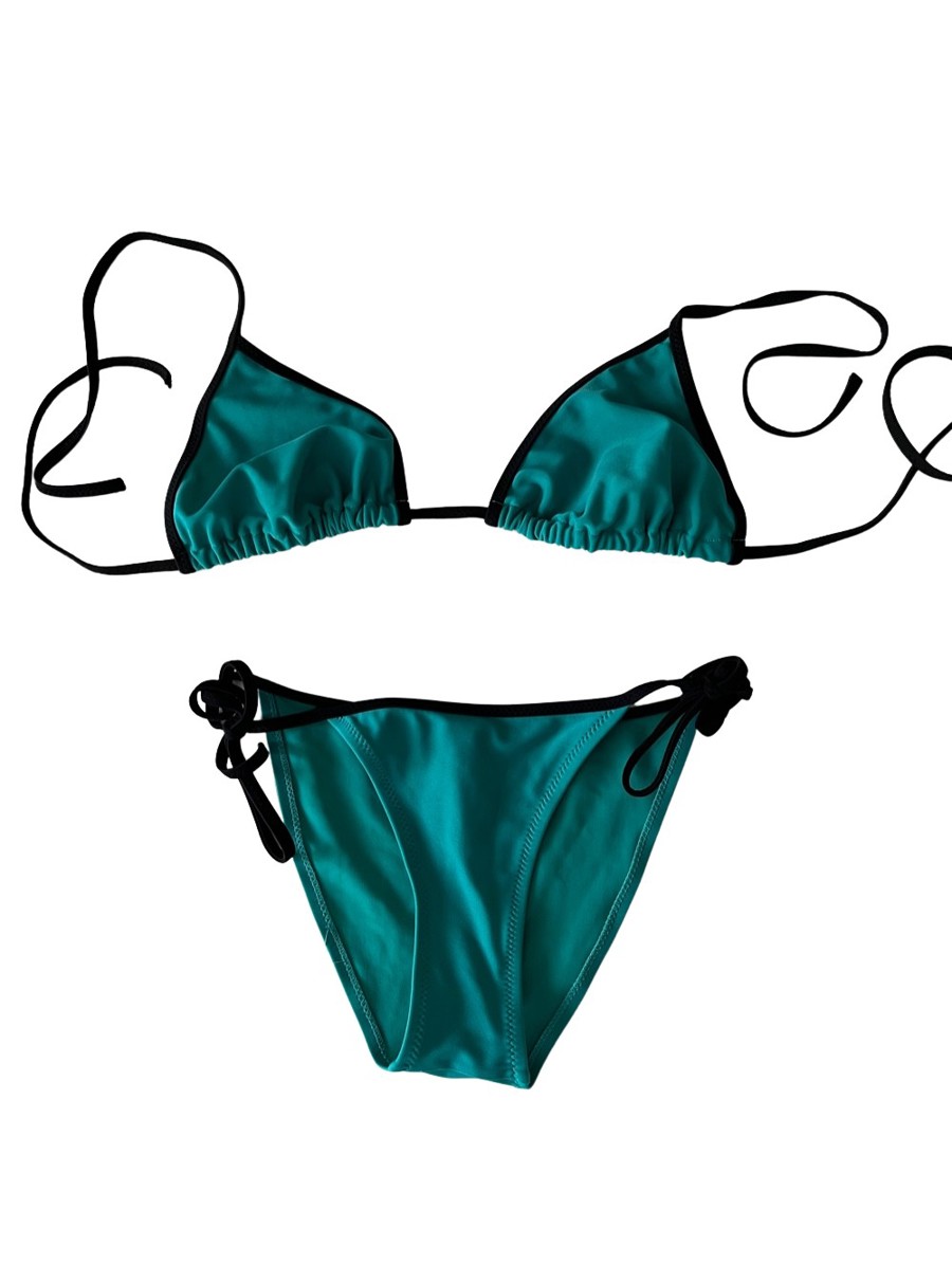  Costum de baie, S