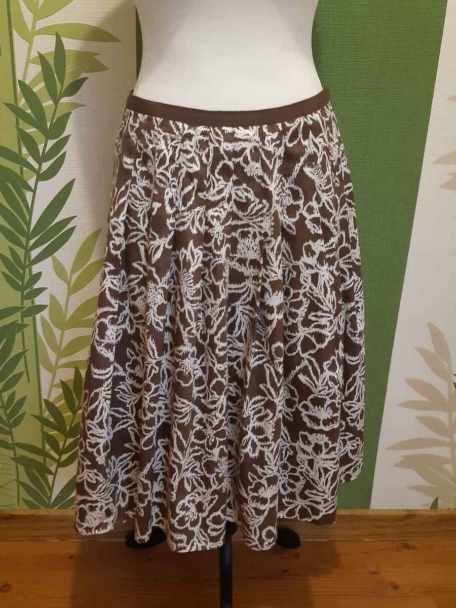  Fustă de zi, XL
