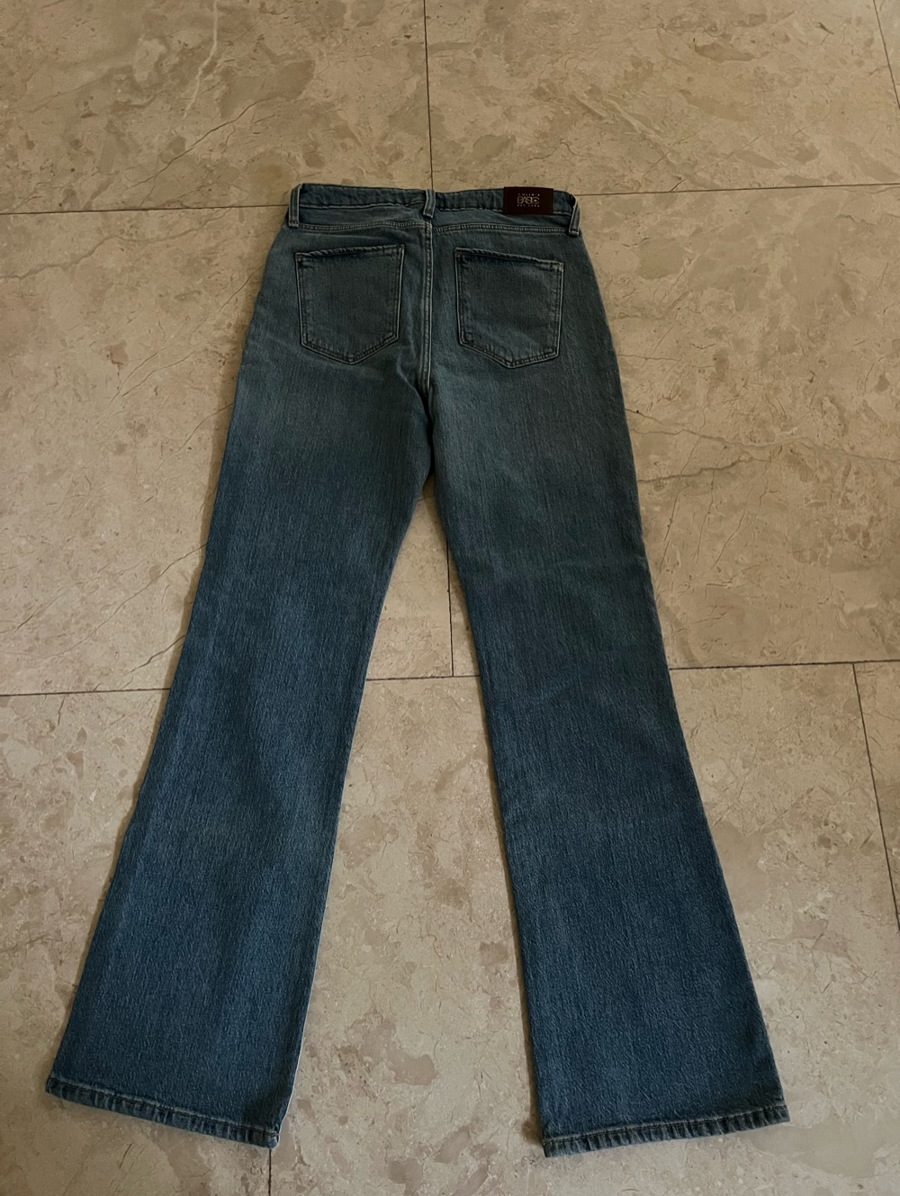  Jeans drepți, 27