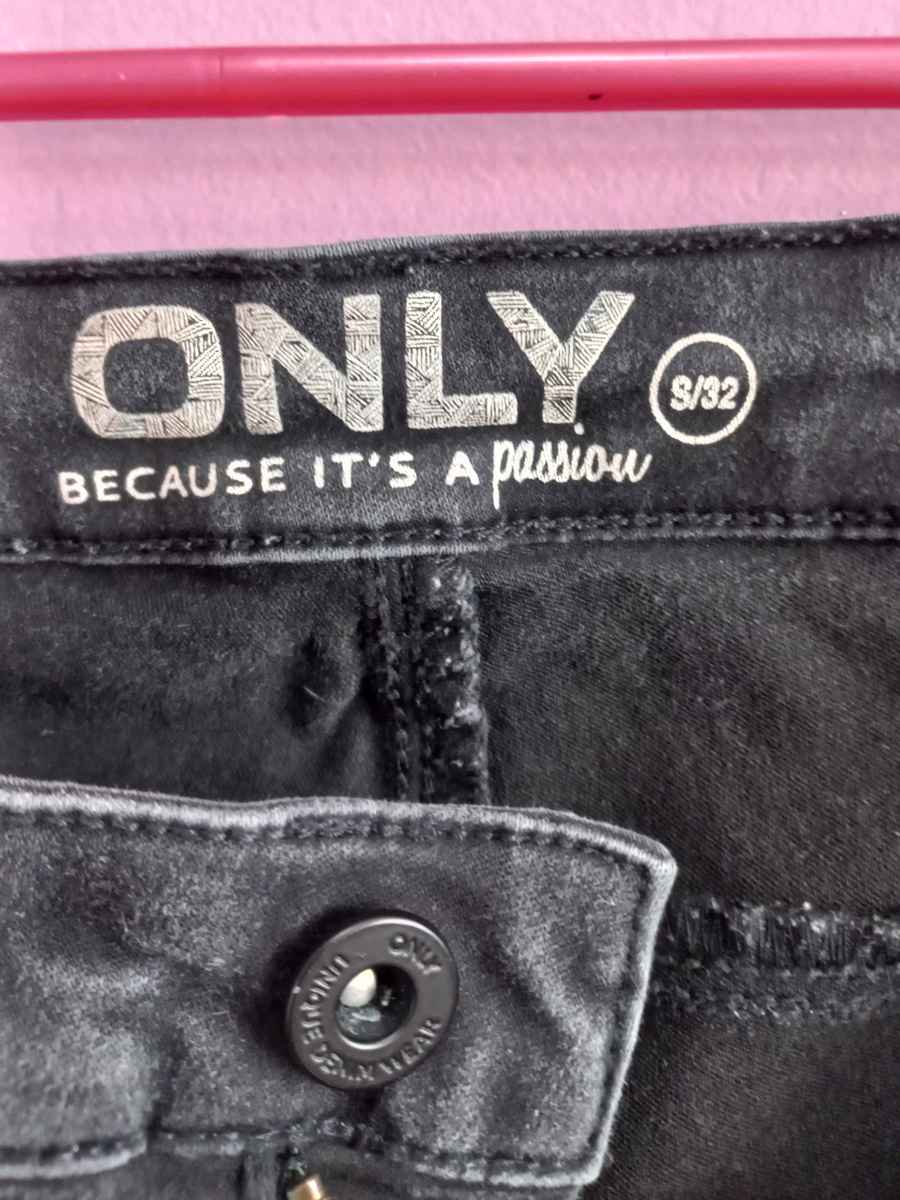  Jeans drepți, 32