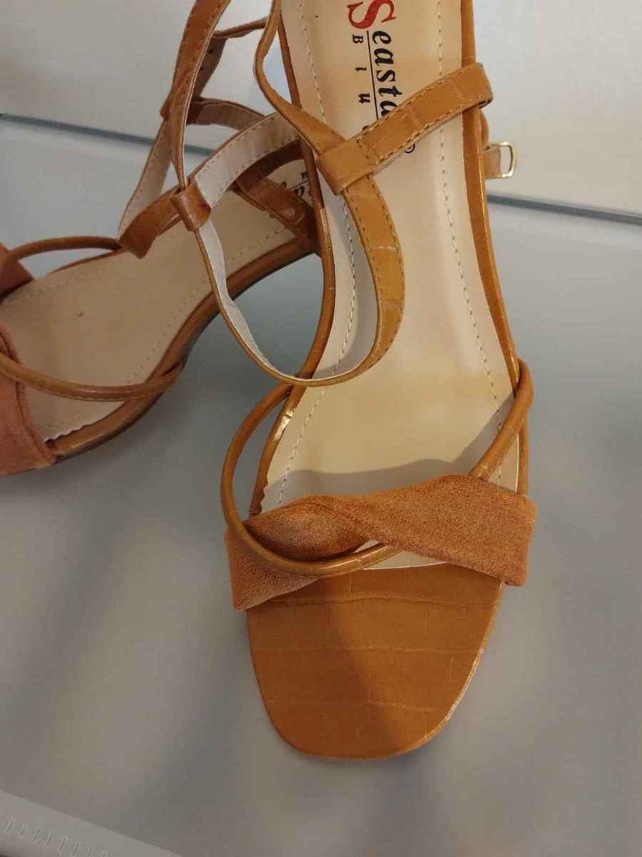  Sandale cu toc, EU 39
