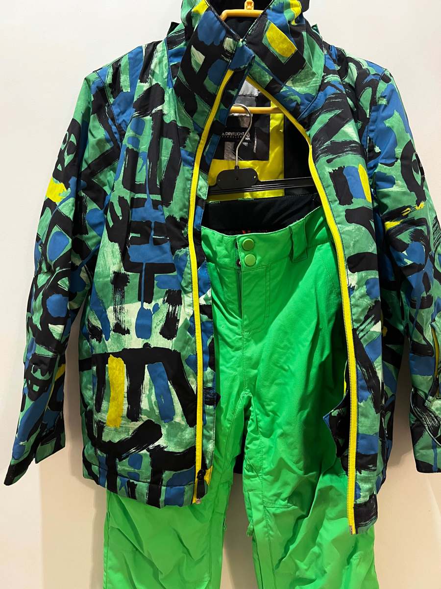  Costum de ski, 9-10 ani