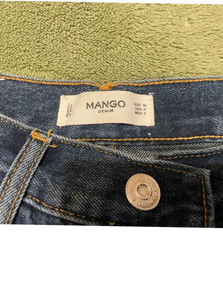  Jeans evazați, 32