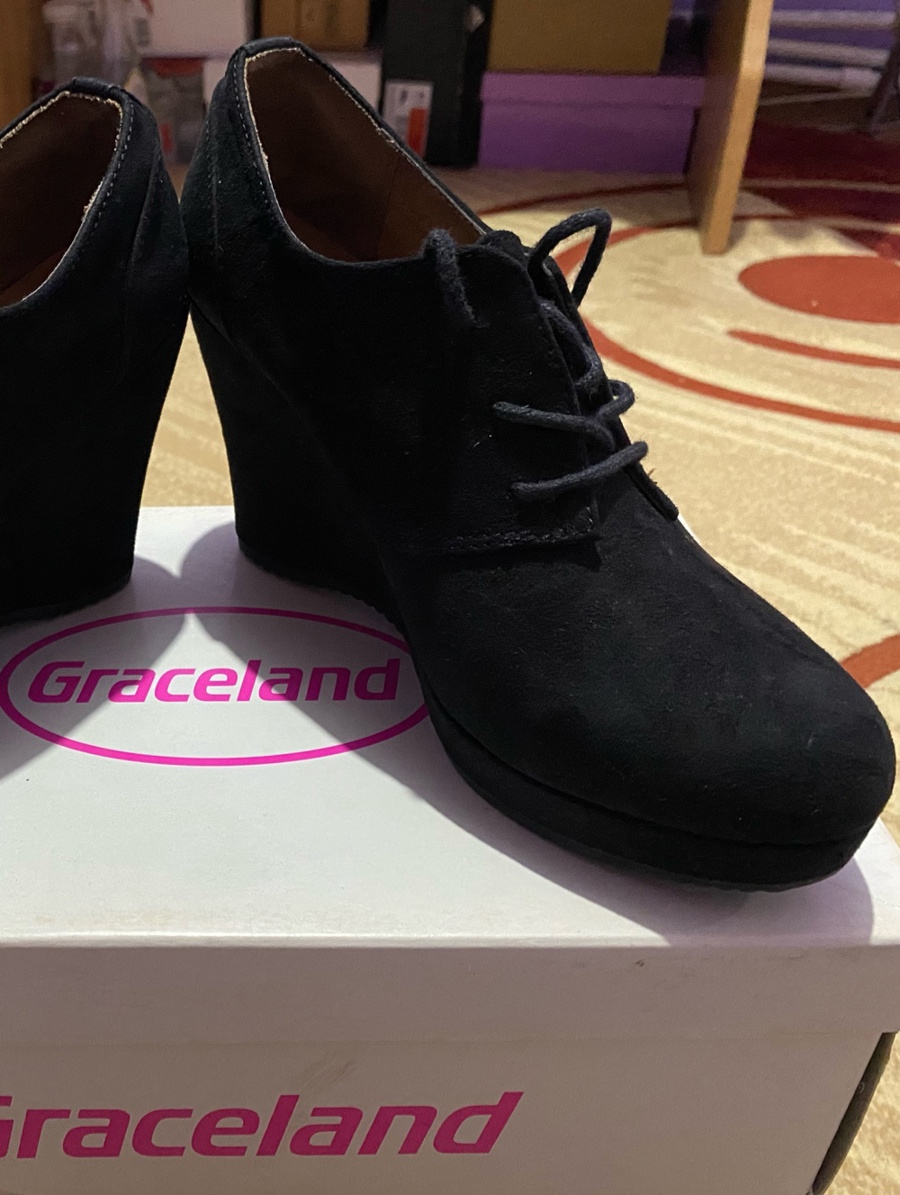  Botine cu toc înalt, EU 37