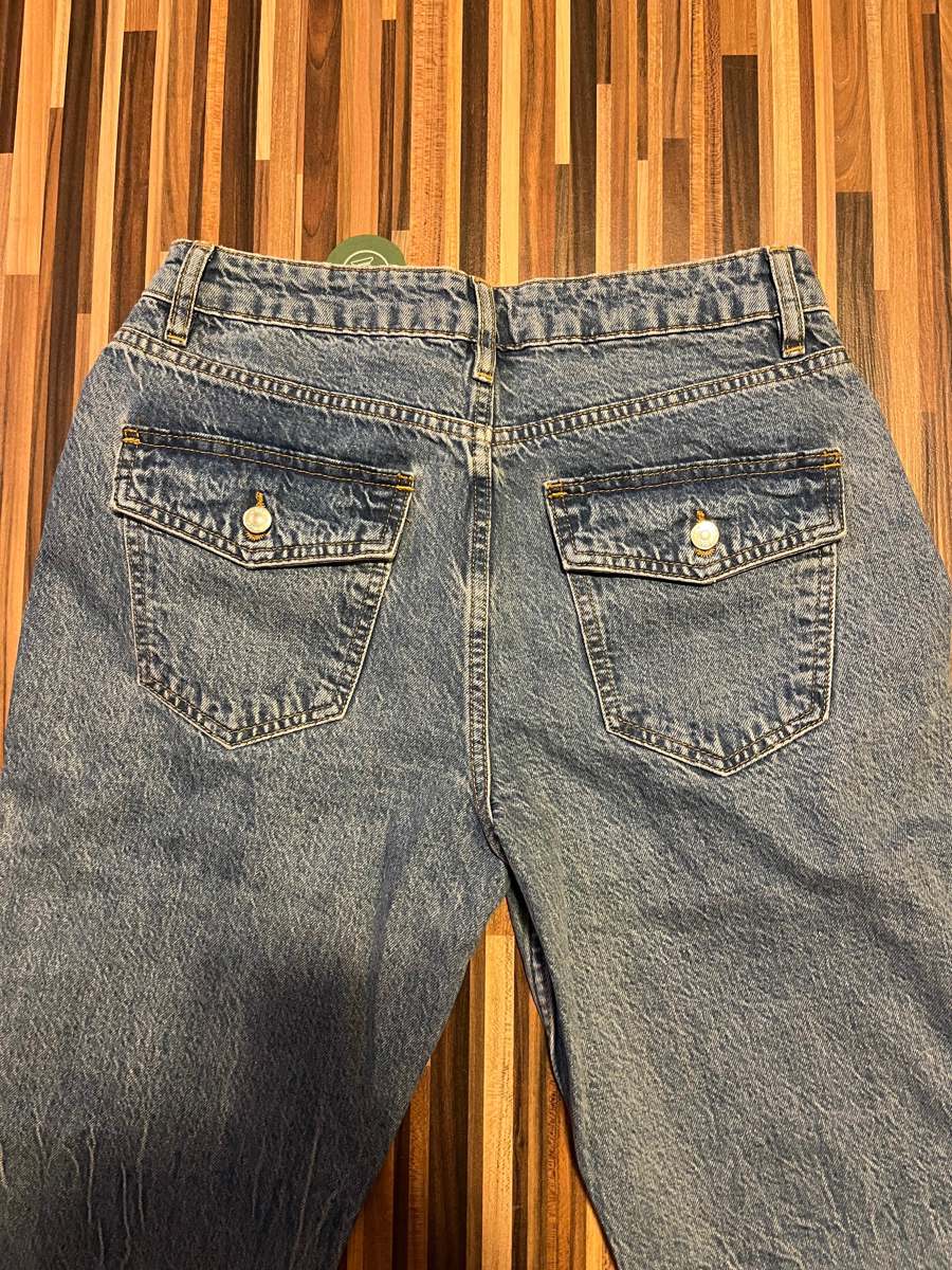  Jeans evazați, 28