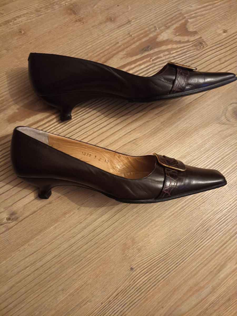 Pantofi cu toc mediu, EU 39