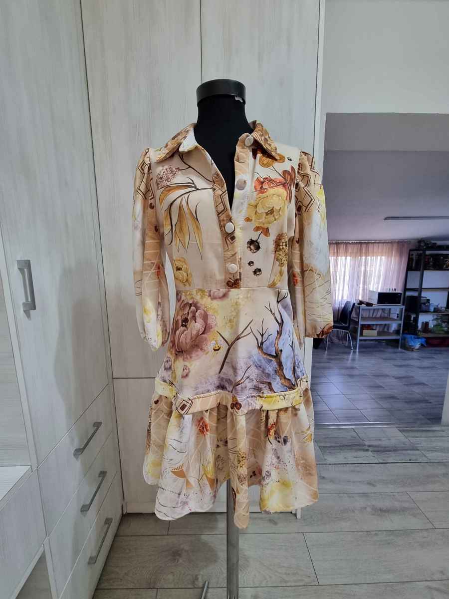  Rochie de vară, S