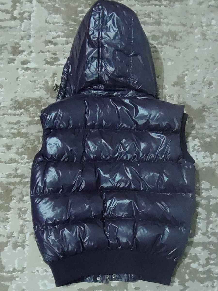  Vestă, S