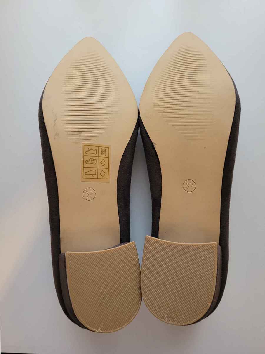  Pantofi cu toc mediu, EU 36