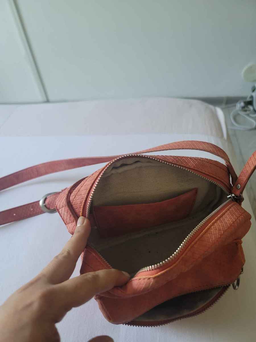  Geantă tip crossbody