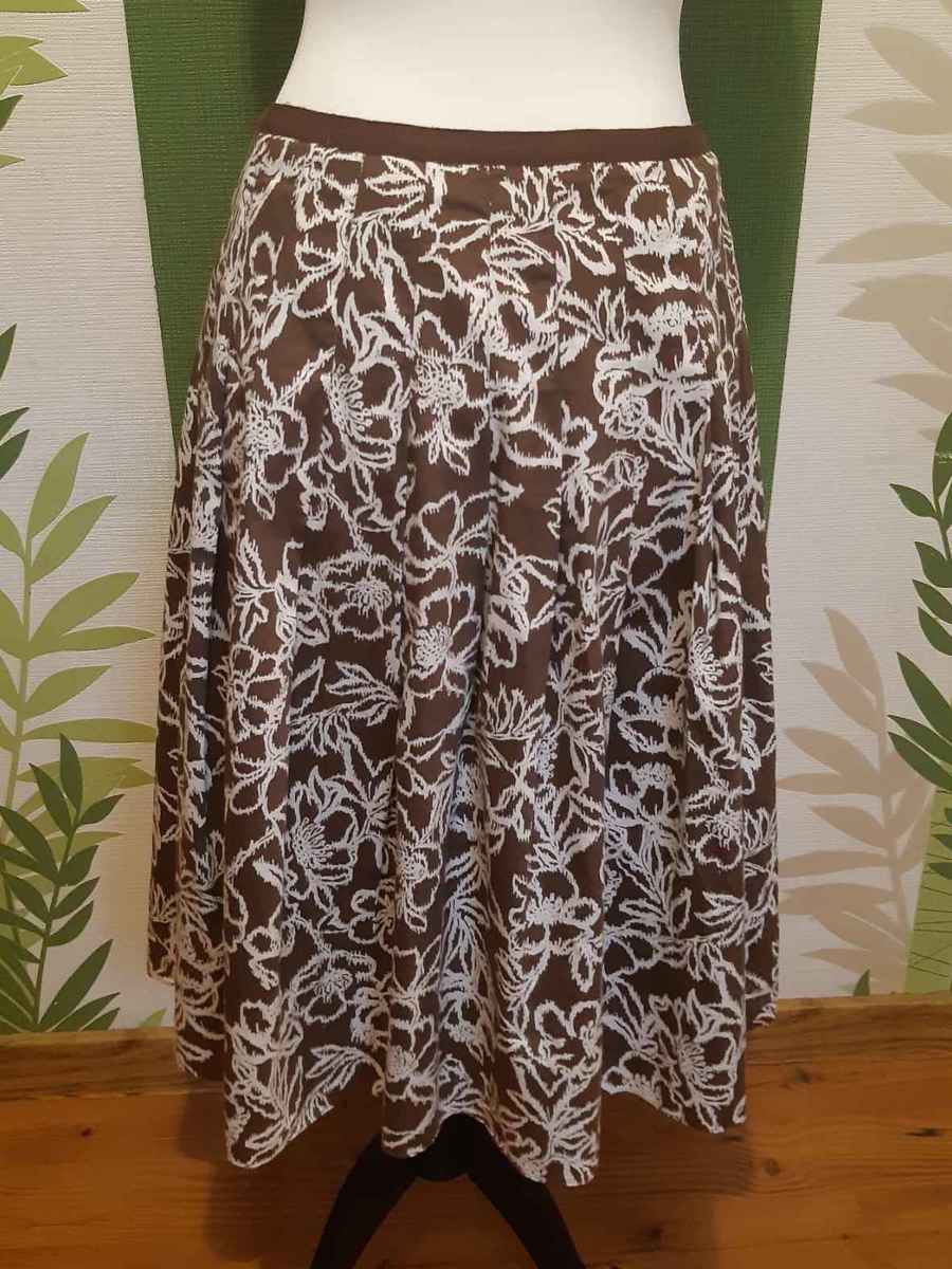  Fustă de zi, XL