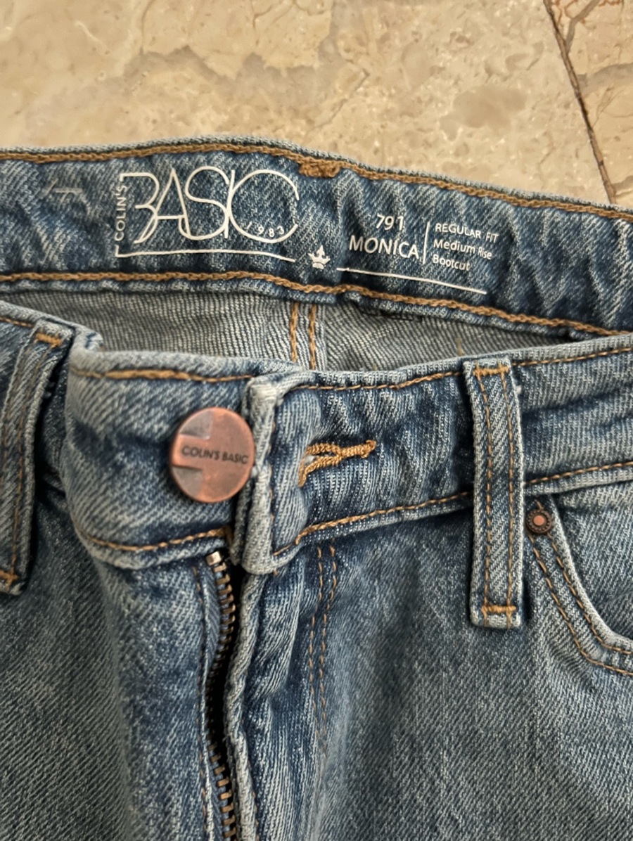  Jeans drepți, 27