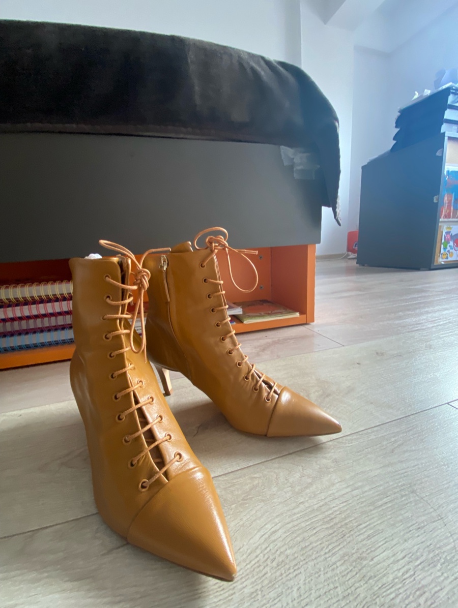  Botine cu toc mediu, EU 36