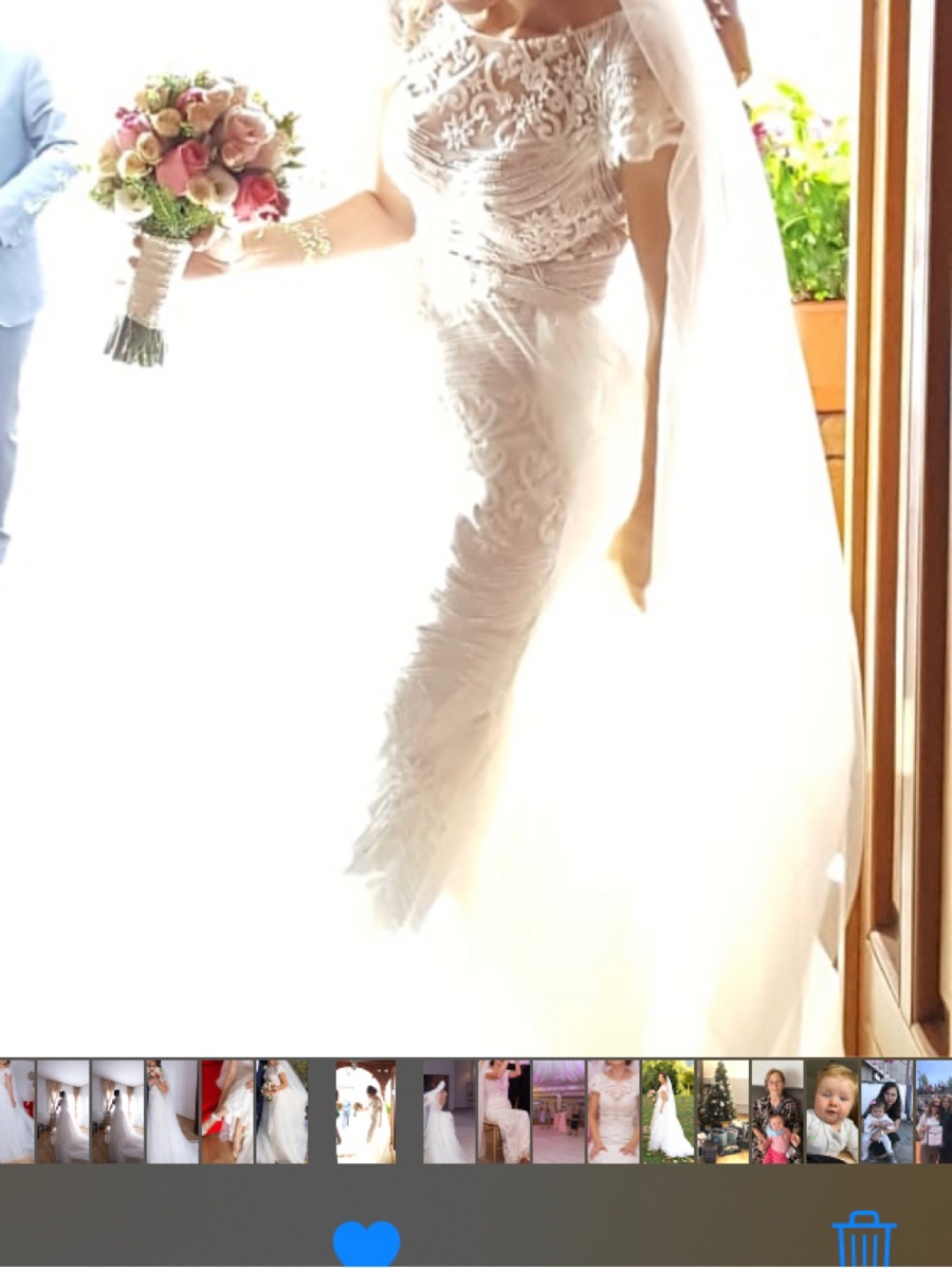  Rochie de mireasă, S